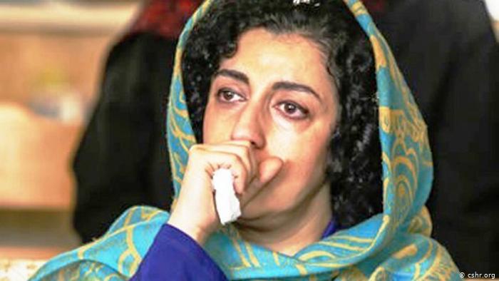 نرگس محمدی:حتی برای نیایش آرام و فردی شبانه‌ام هم تحت فشار قرار گرفته ام