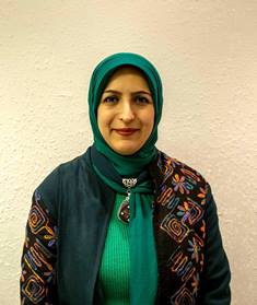 آنچه در مورد جنگ غزه بسیار مهم است این است که تجربه مردم غزه از ترور، قتل عام و معلولیت برای عموم مردم آمریکا نامرئی باقی مانده است و به میانجی کمک عظیم رسانه ها و ساختارهای قدرت سیاسی ایالات متحده، کشتار دسته جمعی عادی شده