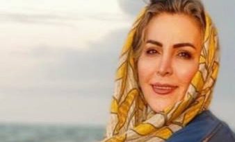 به مناسبت روز خبرنگار، مطالب زیادی نوشته شد و من تصمیم گرفتم که یادی کنم از روزنامه‌نگاری زنی که این روزها کمتر نامش شنیده می‌شود. خبرنگاری که خودش به مهم‌ترین خبر یک کنفرانس خبری تبدیل شد. عذرا فراهانی با جسارت و شجاعت خود در کنفرانس مطبوعاتی محمد یزدی، رئیس وقت قوه قضاییه، خبری برای روزنامه‌ها ساخت که از خود کنفرانس مطبوعاتی هم مهم‌تر و جنجالی‌تر شد.